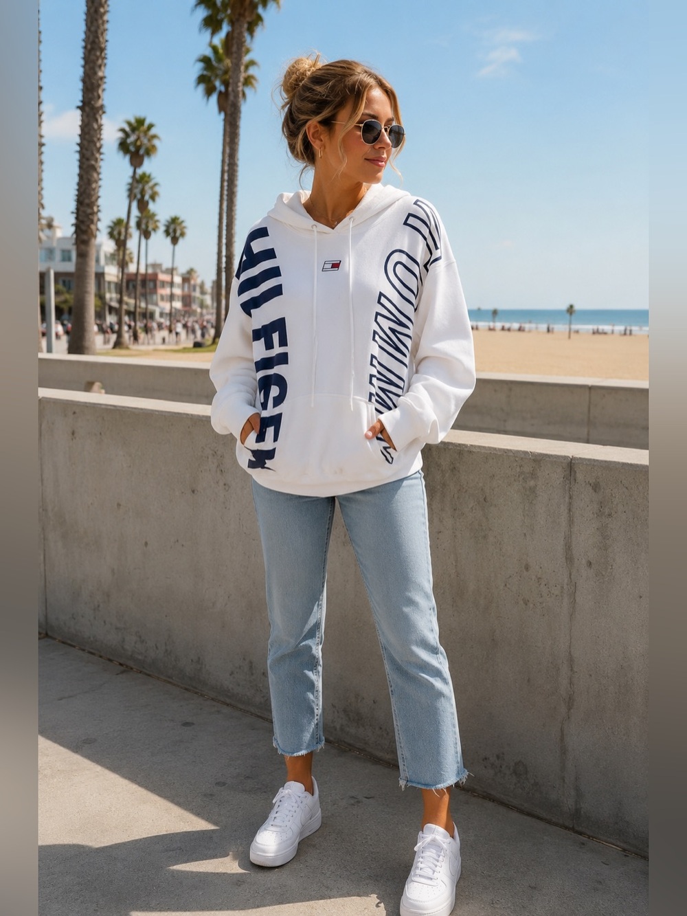 Tommy Hilfiger Sport Hoodie Women’s Large White Navy Logo Oversized Athleisure